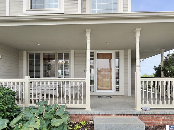 3rd image of 2131 Ashwood Ave