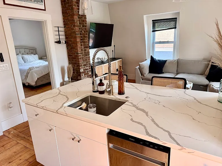 52 N Main St #5 — Photo 5