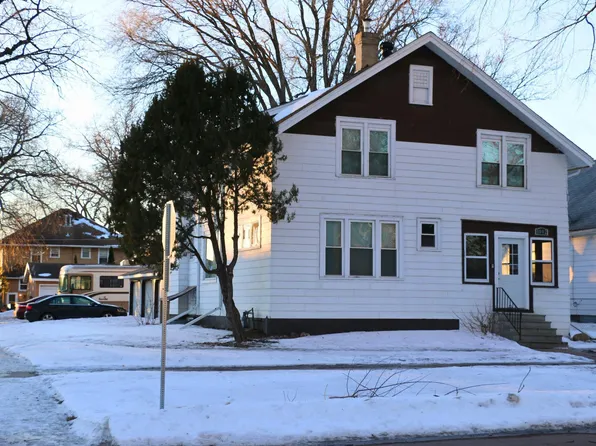 1002 5th St N, Fargo, ND 58102