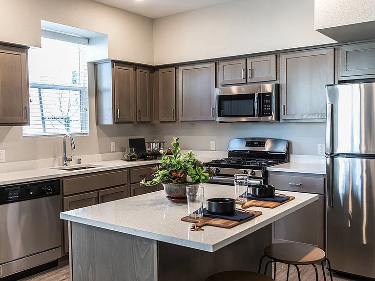 ARISTA APARTMENT HOMES — Photo 2