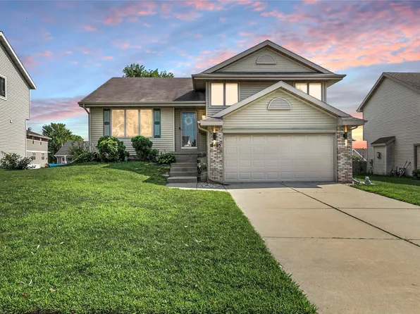 8405 Dolomite Ln, Madison, WI 53719
