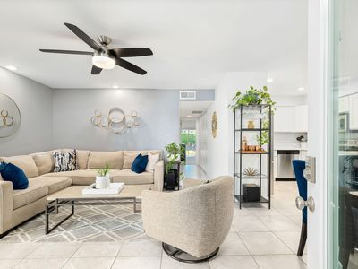 1275 N Sunflower Cir, Palm Springs, CA, 92262