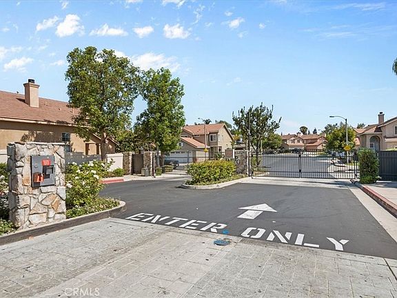 5th image of 821 Limelite Way