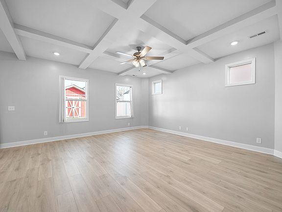 5th image of 225 King Rd