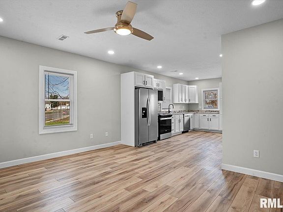 4th image of 1722 Peoria Rd