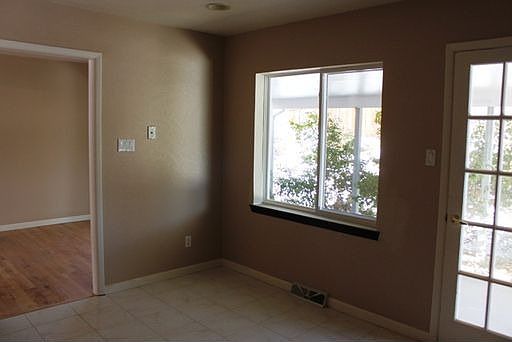 5th image of 8213 E Kenyon Dr