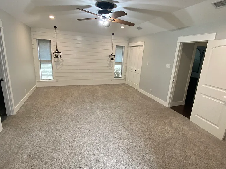 3322 Grandview Dr — Photo 12