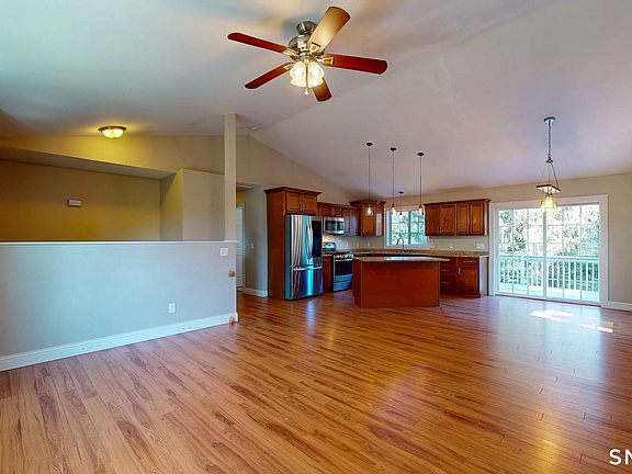 2nd image of 15 Fitch Hill Road