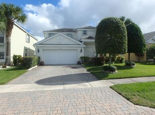 142 Kensington Way, Royal Palm Beach, FL 33414