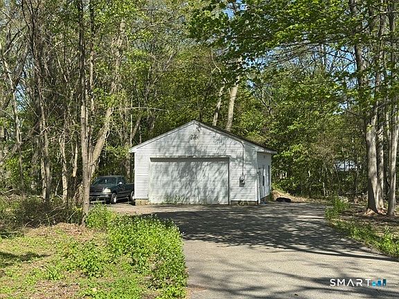 2nd image of 408 Huntington Road