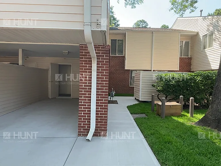 6013 Enterprise St — Photo 2