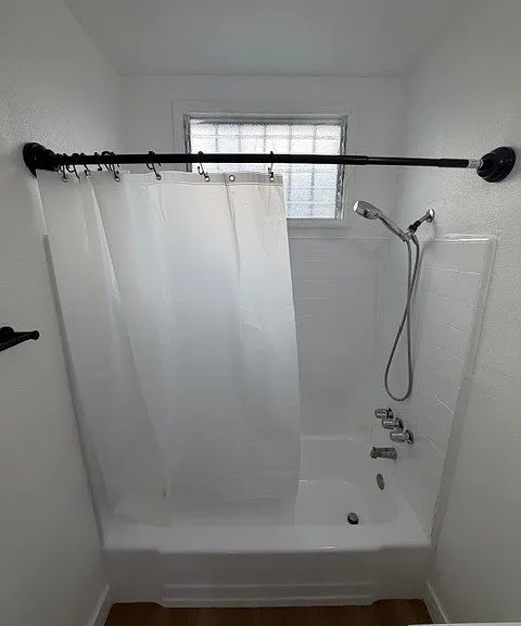 4722 August St #4 — Photo 11