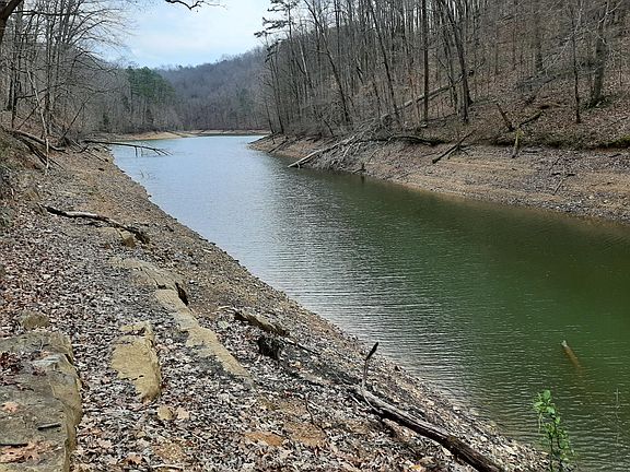 4th image of Lake Hollow Ln