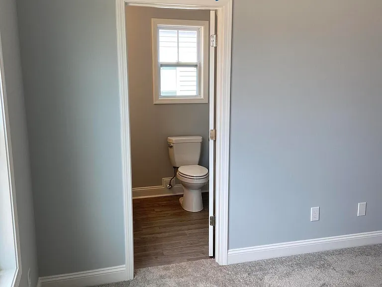 4612 Runaway Bay Ln — Photo 15