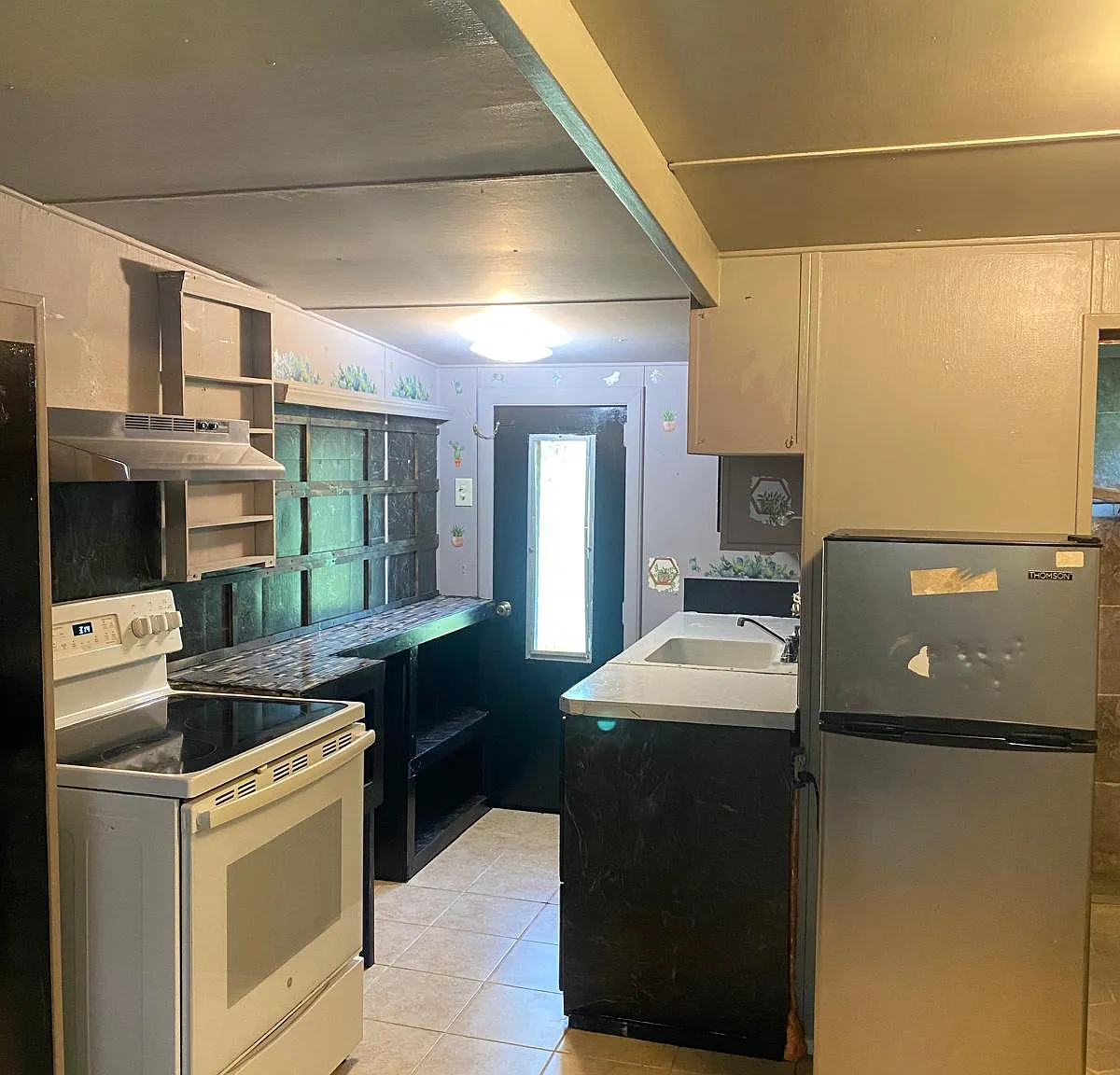 1 bed, 400 sqft, $700 — Photo 3