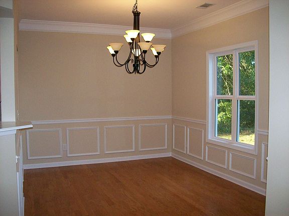 Formal Dining