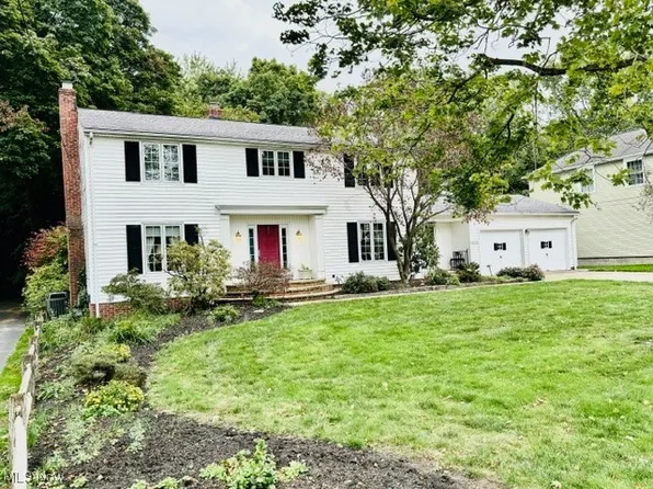 4715 Wood St, Willoughby, OH 44094