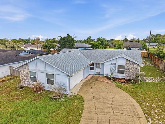 3rd image of 2351 Montano St