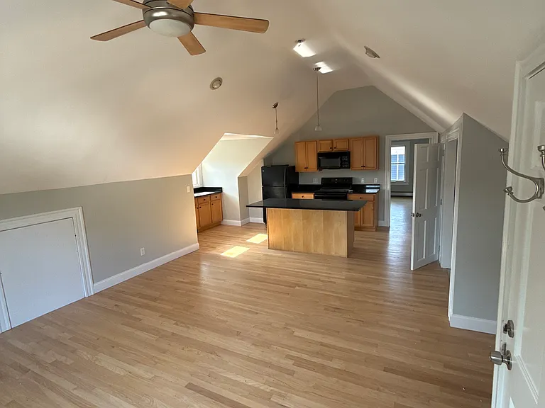 26 Mason St #3 — Photo 3