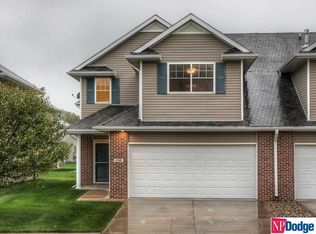 1608 N 175th Plz, Omaha, NE 68118