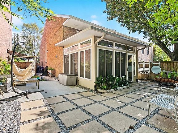 5th image of 3013 Constance St Unit 3013