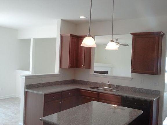 1312 Hosmer Court