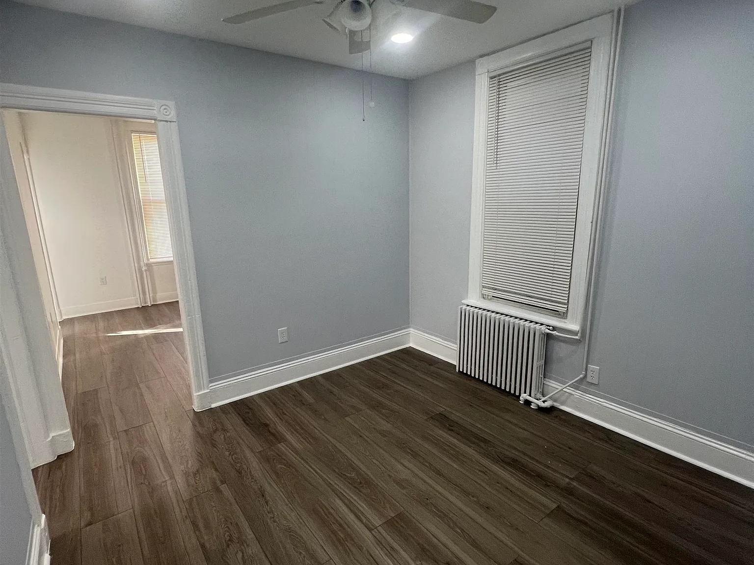 2 bed, 1.0 bath, 500 sqft, $2,300 — Photo 4