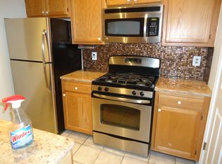 1275 Hibiscus Ct, Mahwah, NJ 07430