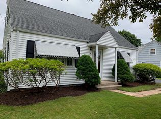 60 Glenmoor Dr, East Haven, CT 06512