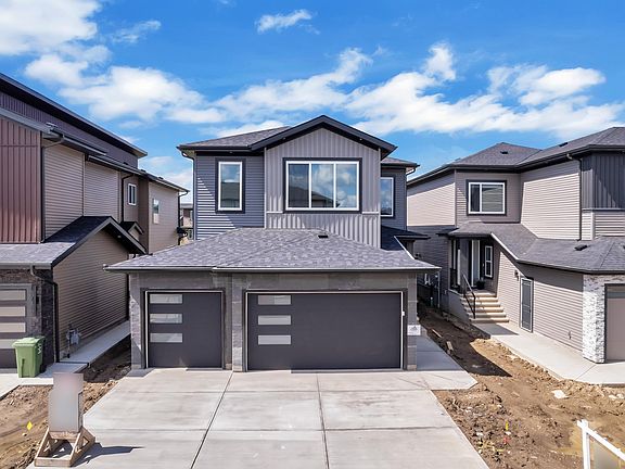 2nd image of 4004 40th St