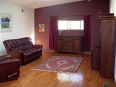 2nd image of 305 Sandia Rd NW