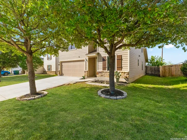 827 Three Wood Way, San Antonio, TX 78221
