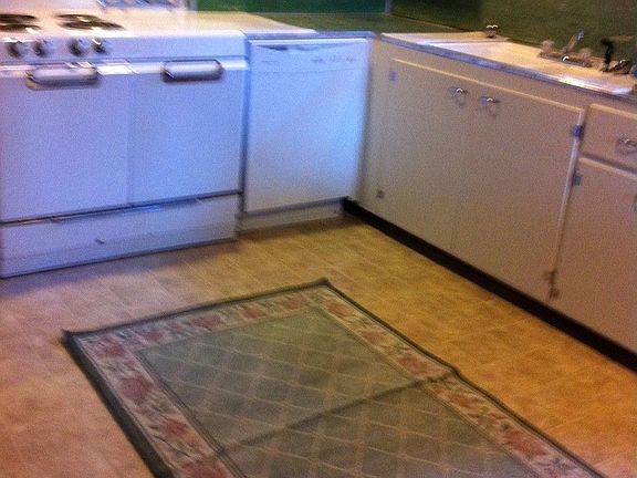 5th image of 122 39th Street Ct NW