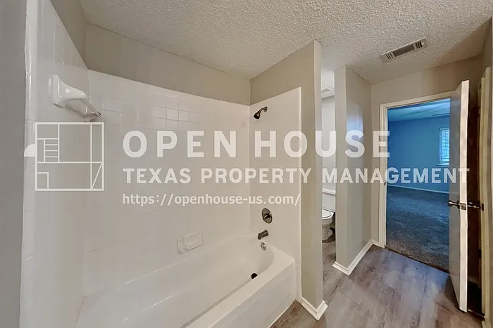 774 Eiffel Dr — Photo 12