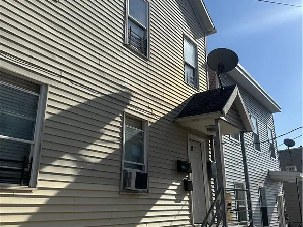 8 Stewart Place, Yonkers, NY 10701