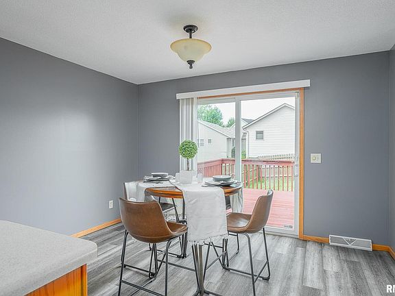 5th image of 5080 Sturdevant St