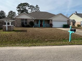 3113 N 4th St, Ocean Springs, MS 39564
