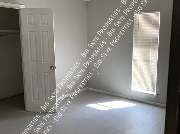 2706B 44th St, Lubbock, TX 79413
