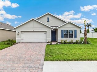 3627 Crosswater DR, NORTH FORT MYERS, FL 33917