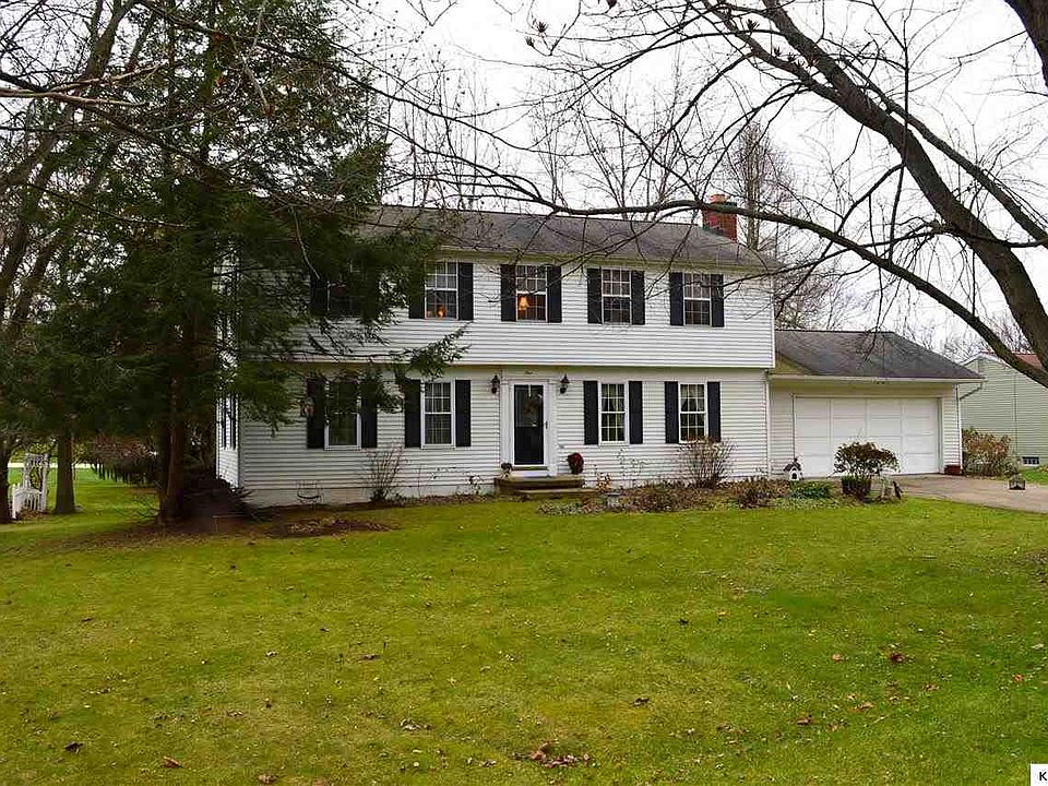 1st image of 1 Sharon Dr