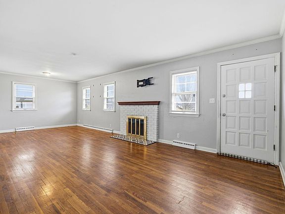 5th image of 2846 Hampton Rd S