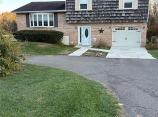 1020 E Main St, Weatherly, PA