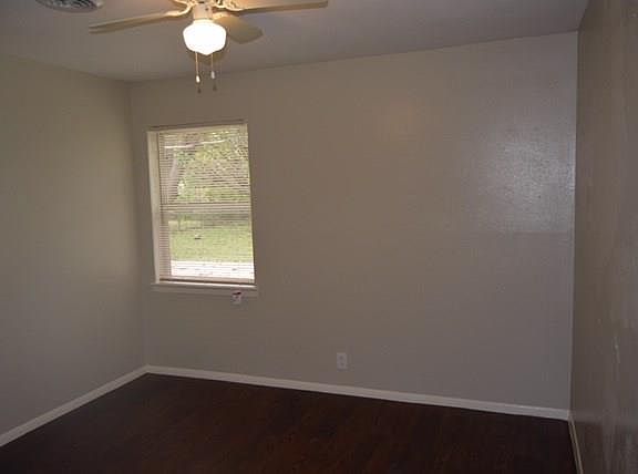 3rd image of 1837 Trent Dr