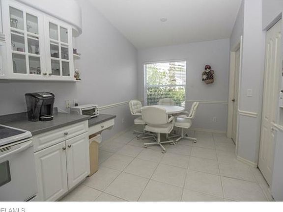 5th image of 8123 Ibis Cove Cir #711