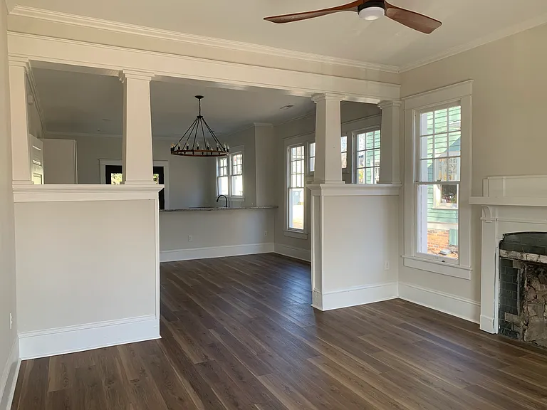 511 Park Ave — Photo 17