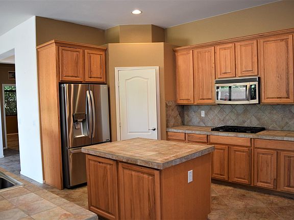 3rd image of 18227 W Stinson Dr