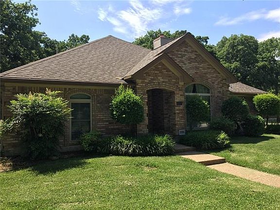 4th image of 1132 Oak Bend Ln
