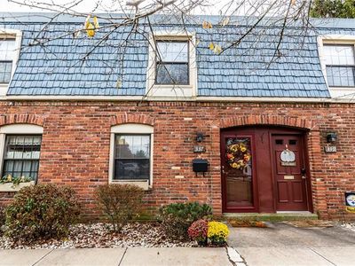 337 Pennsview Ct, Pittsburgh, PA, 15205