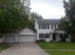 483 Brambleside Dr, Brunswick, OH 44212