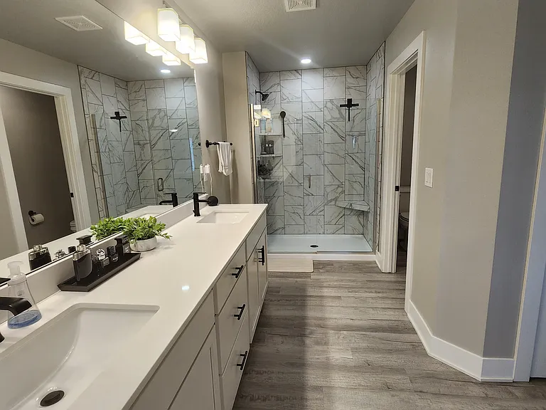603 NE Pearl Dr — Photo 9